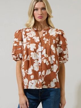 Sugarlips Surrey Floral Button Down Top